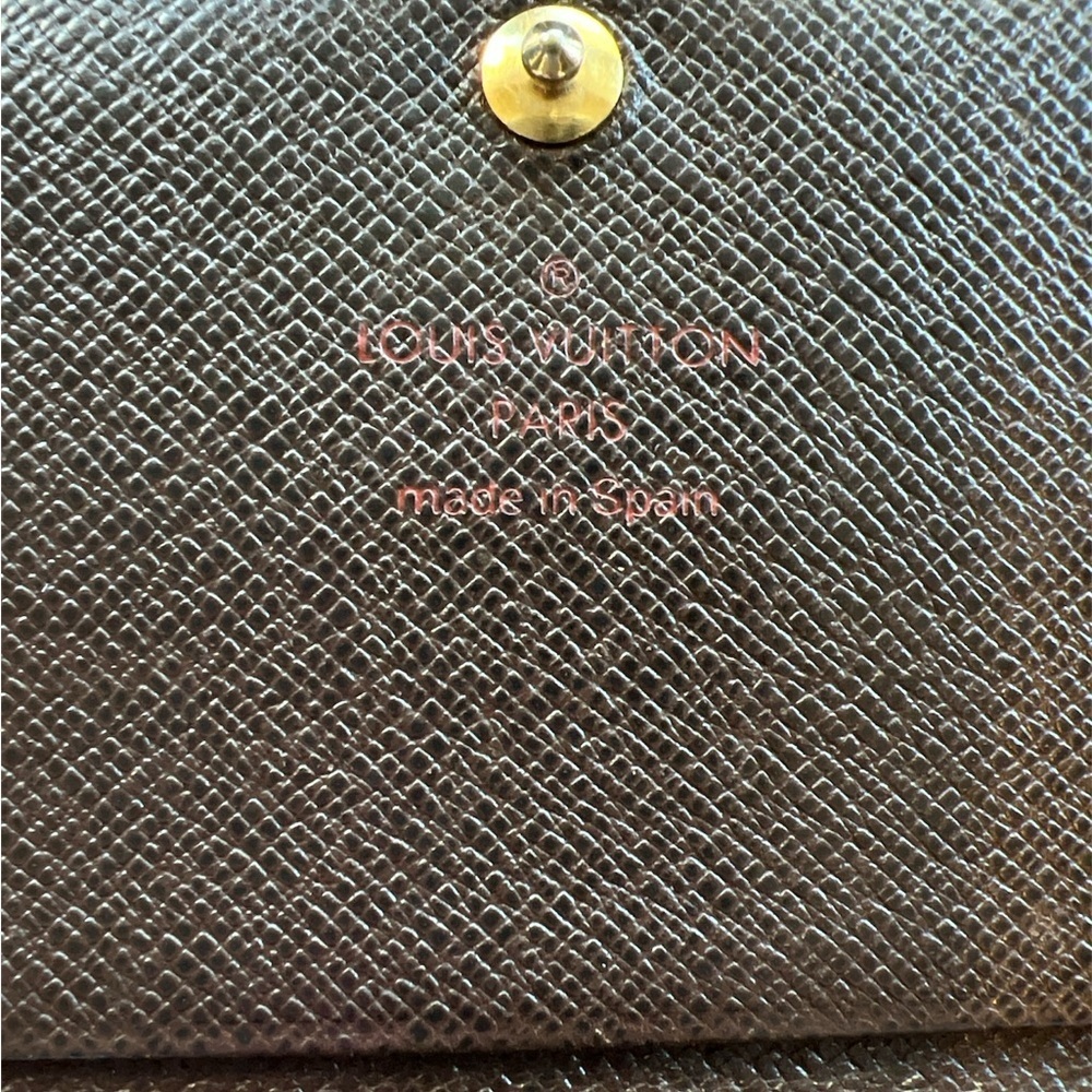 Authentic Louis Vuitton Damier Wallet - Picture 3 of 5